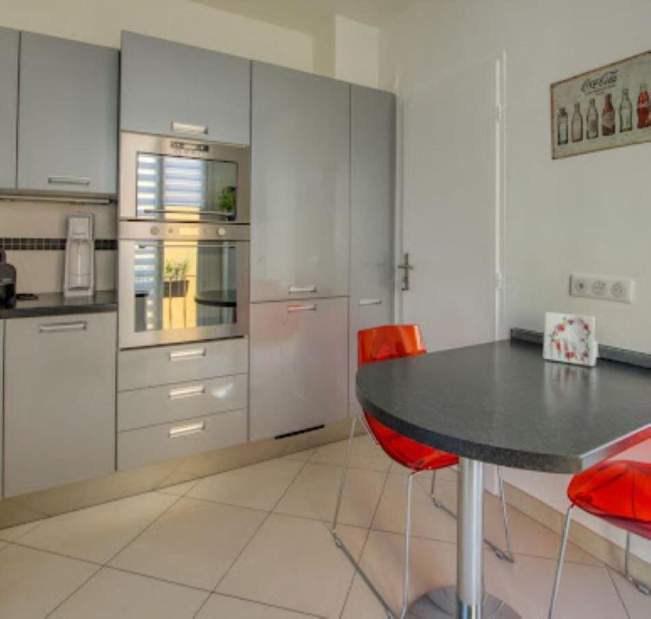 Appartamento Grand Deux Pieces - Hyper Centre Nizza